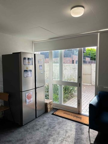 Twin Room - Photo 2