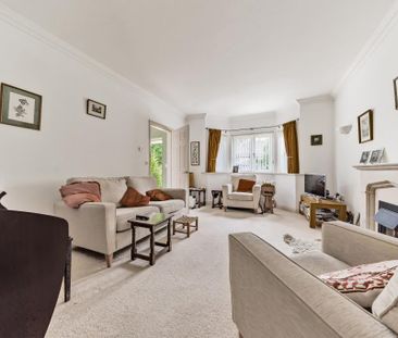 2 bedroom end of terrace house to rent - Photo 2