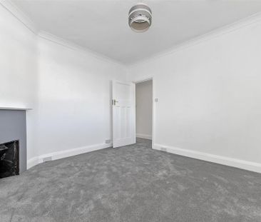 2 bedroom maisonette to rent - Photo 1