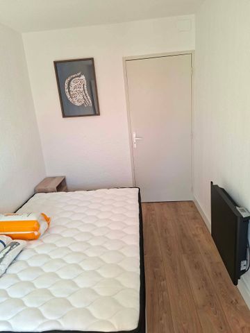 Location - Appartement T2 meublé de 26 m² - Proche de la gare et du Collège d'Alzon - Photo 3