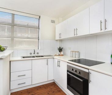 Unit 4/18 Byrnes Avenue, Neutral Bay - Photo 2
