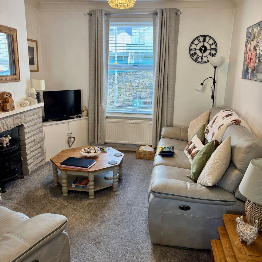 2 bed Terraced in Prospect Terrace , Newton Abbot, TQ12 2LL - Photo 1