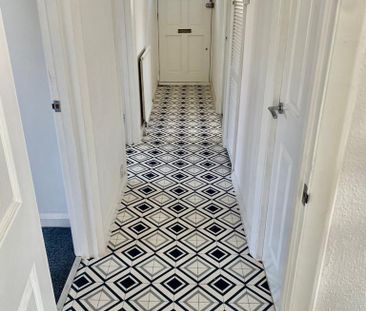 2 bedroom maisonette to rent - Photo 1