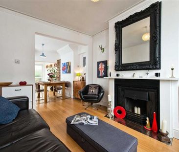 3 bedroom end of terrace house to rent - Photo 4