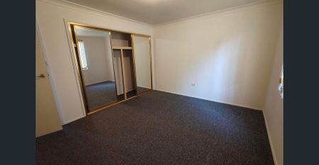 NEW CARPETS AND PAINT - TASTEFULLY UPDATED AND REFRESHED HOME - Photo 4