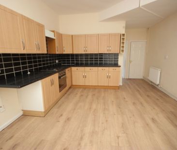 4 bed terraced house to rent in Staley Road, Ashton-Under-Lyne, OL5 - Photo 5