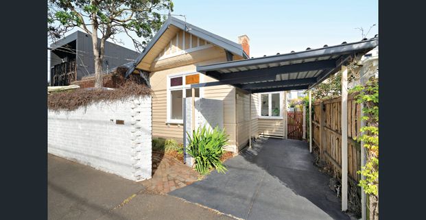 A Refined Edwardian Sanctuary with Inner-Urban Prestige - Photo 1