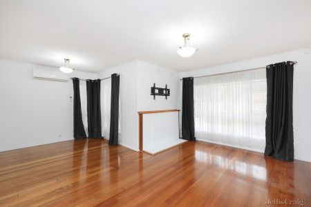 180 Casey Drive, Lalor - Photo 2