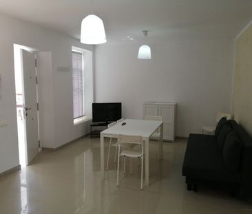 Alquiler de piso en Calle Feduchy - Photo 2