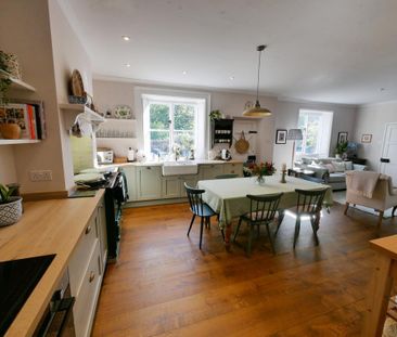 3 bedroom detached house to rent - Photo 3