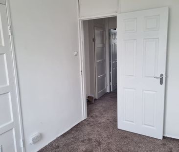 Room in a Shared Flat, St. Peters House, SE17 - Photo 6