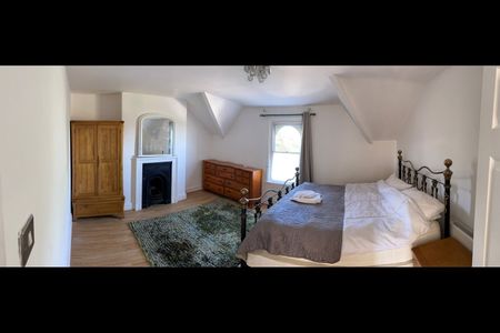 3 Bed Flat, Champion Road, SE26 - Photo 5