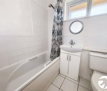 1 bedroom bungalow to rent - Photo 2