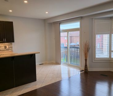 For Lease - 92 Allegro Drive, Brampton, Ontario - Photo 4