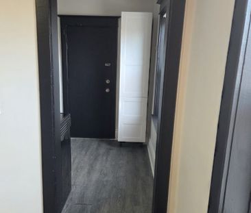 For Lease - 983 Main Street Unit# 2, Hamilton, Ontario - Photo 4