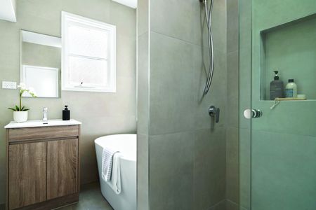 33 York Street, Prahran VIC 3181 - House For Rent | Domain - Photo 2