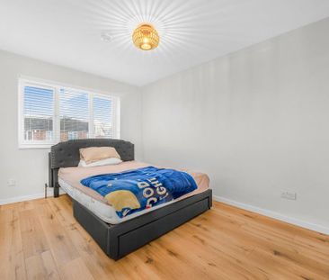 3 bedroom terraced house to rent - Photo 6