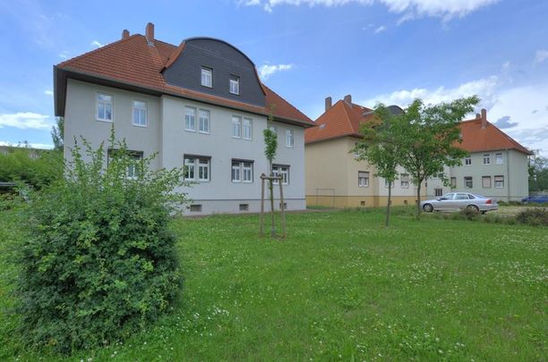 Gepflegte 2-Raum-Wohnung mit Einbauküche sucht Nachmieter! - Photo 1