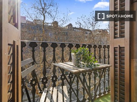 barcelona, Catalonia 08009 - Photo 1