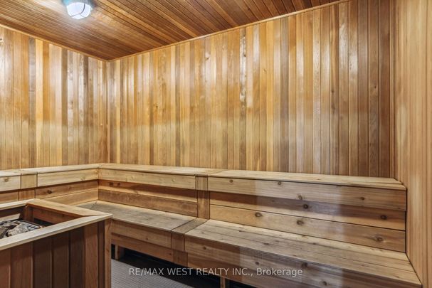 For Lease - 30 Nelson Street Unit# 1802, Toronto, Ontario - Photo 1