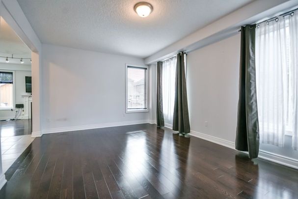 For Lease - 45 Imperial Crown Lane, Barrie, Ontario - Photo 1