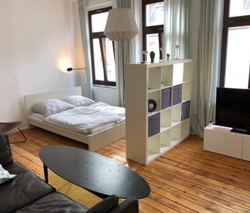 City and Style: Altbau-Apartment im Zentrum Kölns - Photo 4