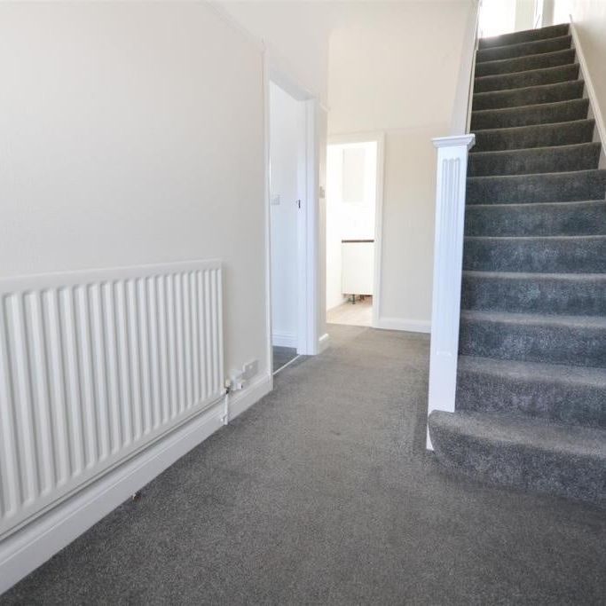 3 Bed Terraced House, Martin Way, SM4 - Photo 1