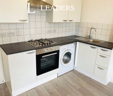 2 bedroom apartment to rent Old Christchurch Road, Bournemouth, BH1 - Photo 4