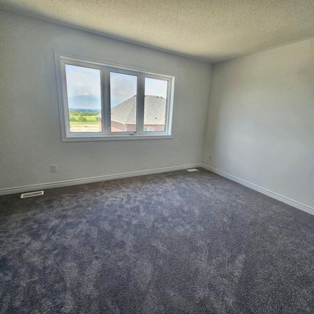 For Lease - 2026 Verne Bowen Street, Oshawa, Ontario - Photo 5