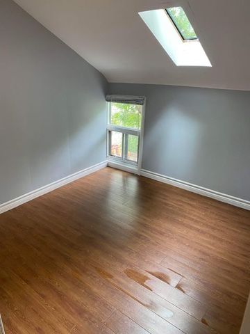 For Lease - 396 Macnab Street, Hamilton, Ontario - Photo 5