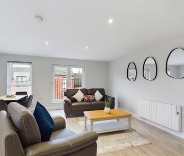 2 Bed, 124 Avoniel Road, Belfast, BT5 4SG - Photo 2