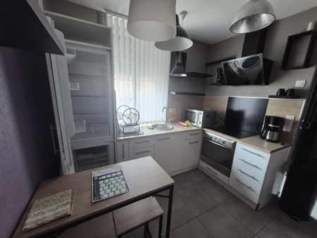 Location Maison 3 pièces 71m² ST ETIENNE AU MONT 62360 - Photo 2