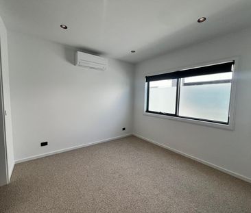 9/212 Ballarat Rd, Maidstone VIC 3012 - Townhouse For Rent | Domain - Photo 3