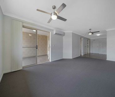Modern 1-Bedroom Unit in Secure Complex Available 27/10/2026 - Photo 1