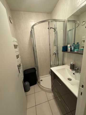 APPARTEMENT -T2 -32 M2- BOURGES- - Photo 2