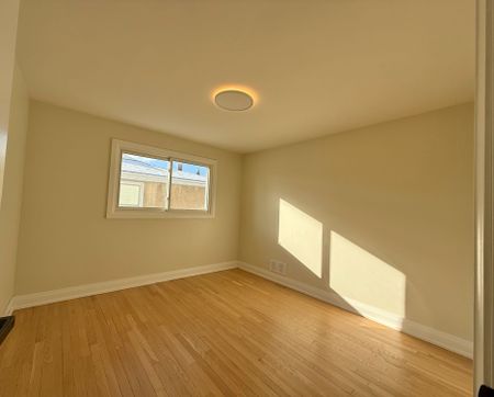 For Lease - 973 Eiffel Avenue, Mooneys Bay - Carleton Heights and Area, Ontario - Photo 5