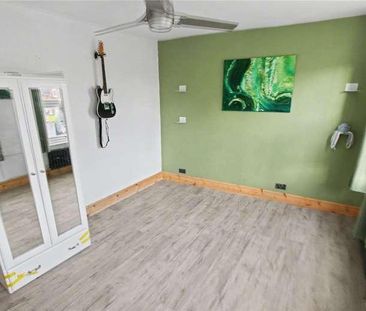 Falcon Street, London, E13 - Photo 2