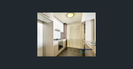 Modern Inner-City Living with Views and Convenience - Photo 4