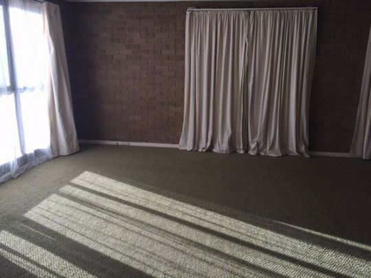 27 Muresk Street, Farrer ACT, Belconnen - Photo 1