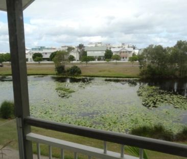 Family Home in the Beautiful Town of Seaside - Photo 6