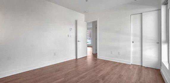 4 1/2 Montréal Downtown 700 sq.ft - 2 beds, 1 bath - Photo 2