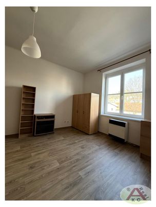 Pronájem bytu 1+kk 30 m2 - Фото 1