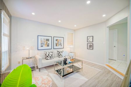 For Lease - 36 Oakhaven Drive, Toronto, Ontario - Photo 4