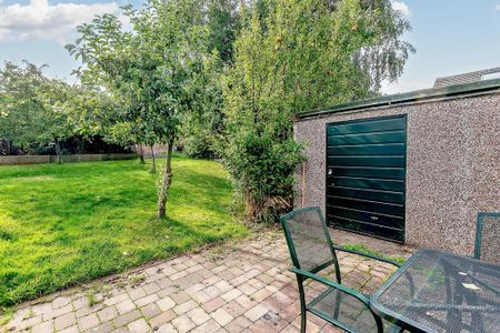 3 bedroom detached house to rent - Photo 2