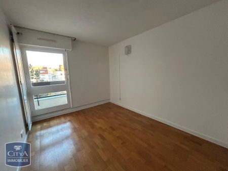 Appartement à louer 4 pièces 79.9m² - Photo 3