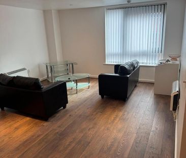 2 bedroom flat to rent - Photo 1