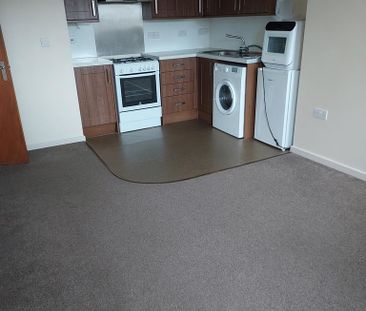 1 bedroom flat to rent - Photo 6