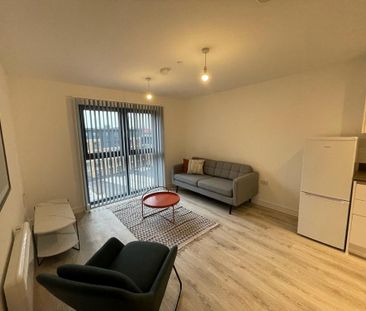1 bedroom flat to rent - Photo 2