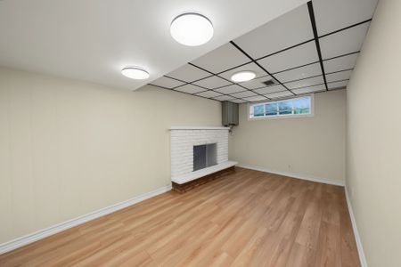 For Lease - 166 Collings Avenue, Bradford West Gwillimbury, Ontario - Photo 4