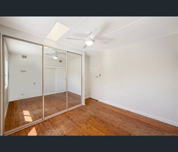 21 Mavis Street, Coffs Harbour, NSW 2450 - Photo 2